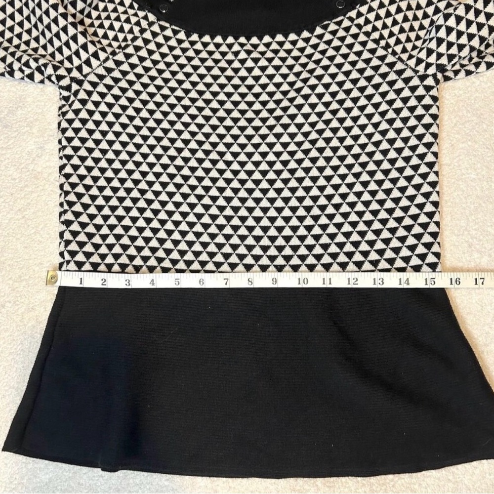 WHBM geometric print black & white sweater - Picture 10 of 12